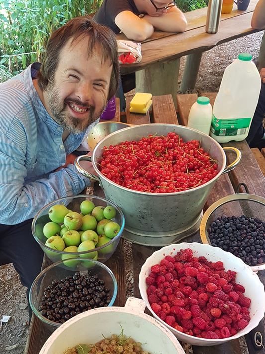 luke and fruit